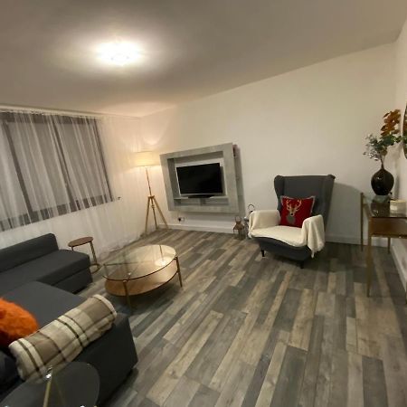 Hollemeadow Villa Bloxwich Eksteriør billede